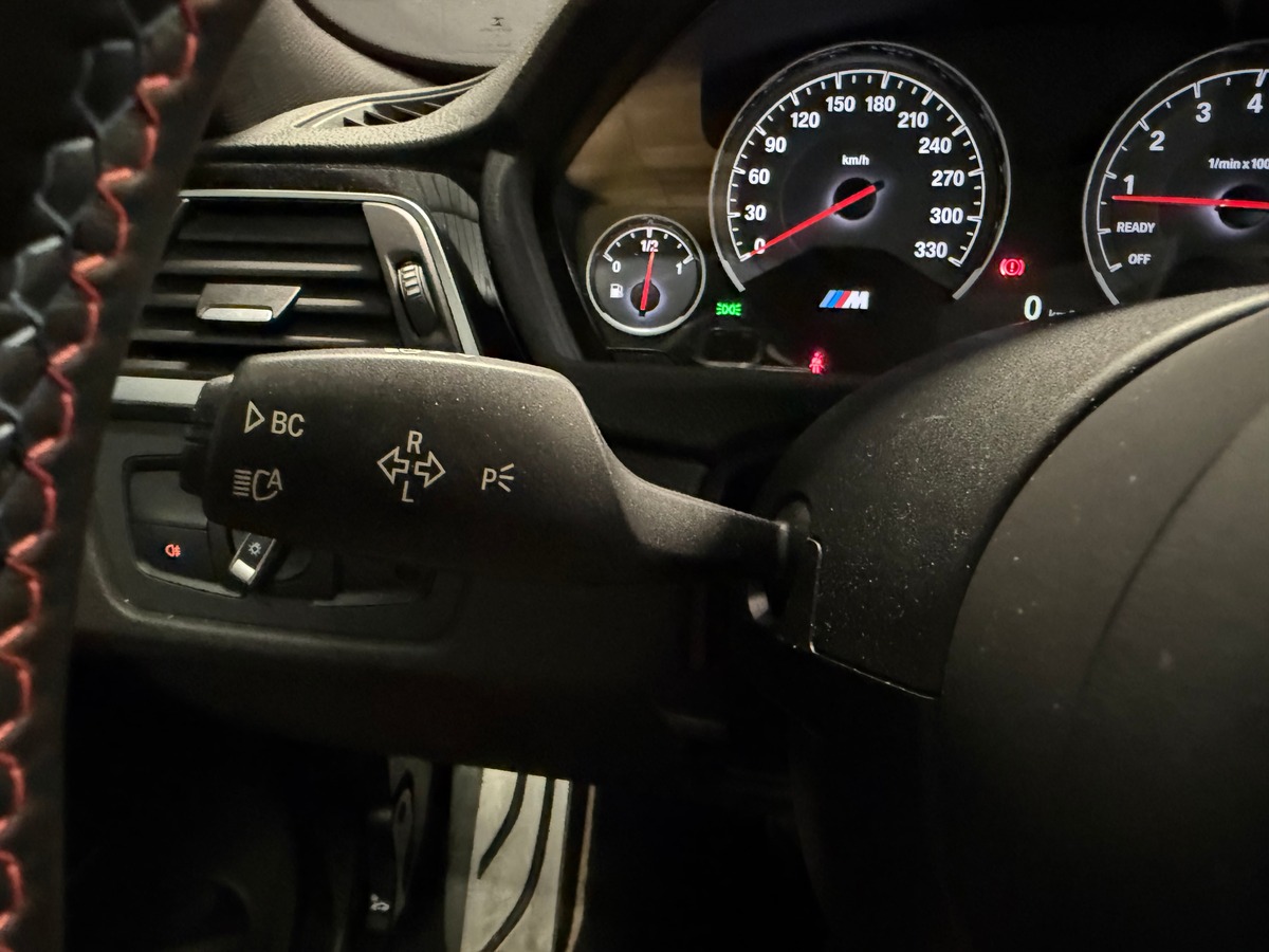 Bmw M4 Coupé F82 3.0 431ch M DKG Toit Carbone