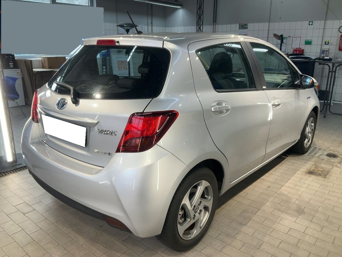 Toyota Yaris Hybrid 100 H Edition-S