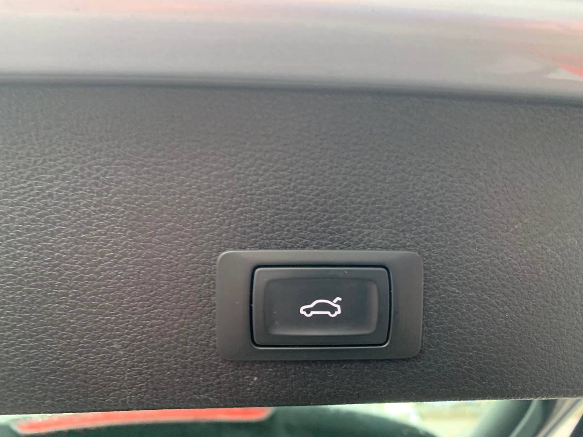 Audi Q2 115 ch | Sport | Toit ouvrant | Régulateur vitesse | Radar | Bluetooth | Coffre électrique