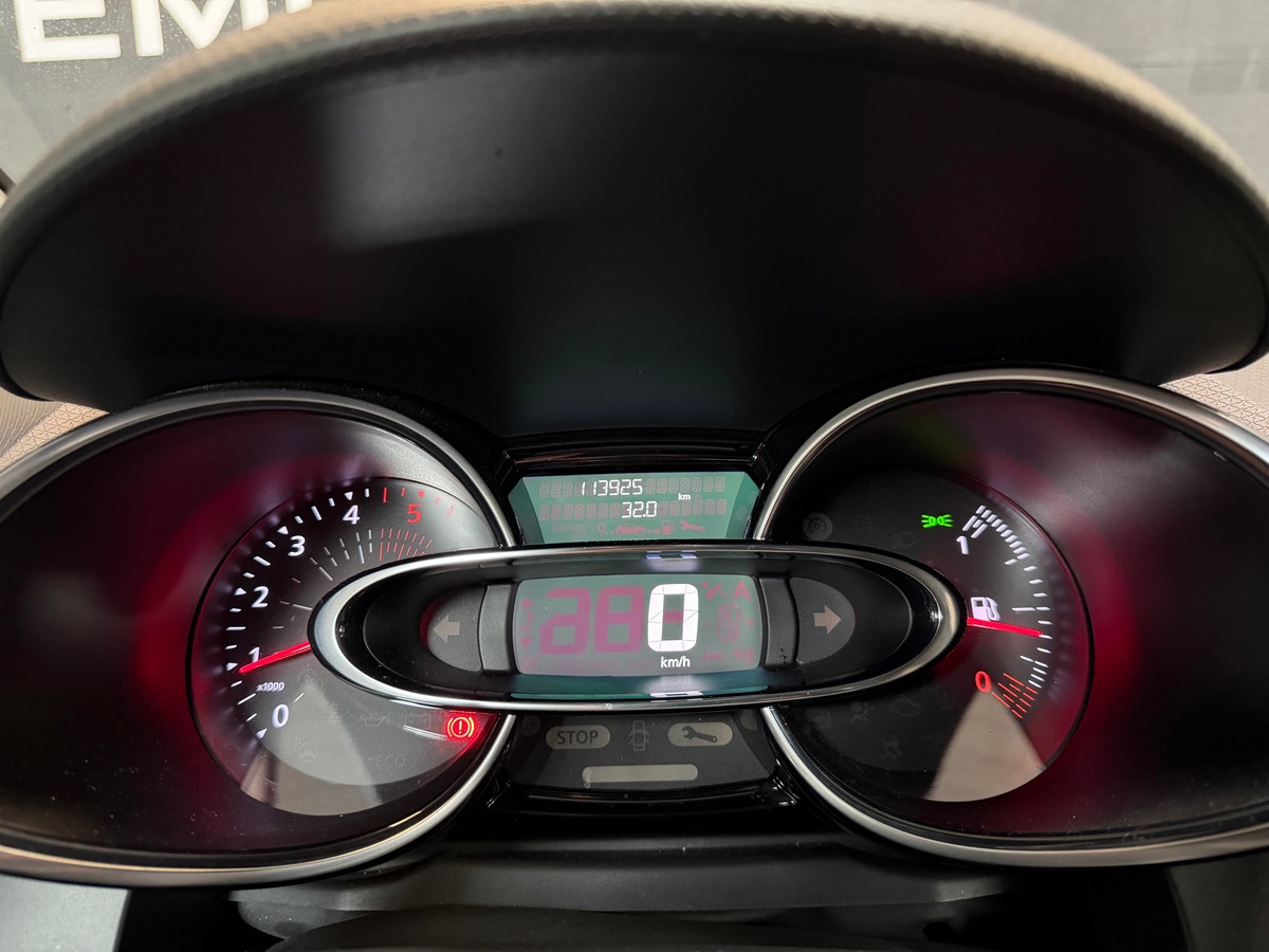 RENAULT Clio IV ESTATE INTENS 1.5 dci 110ch