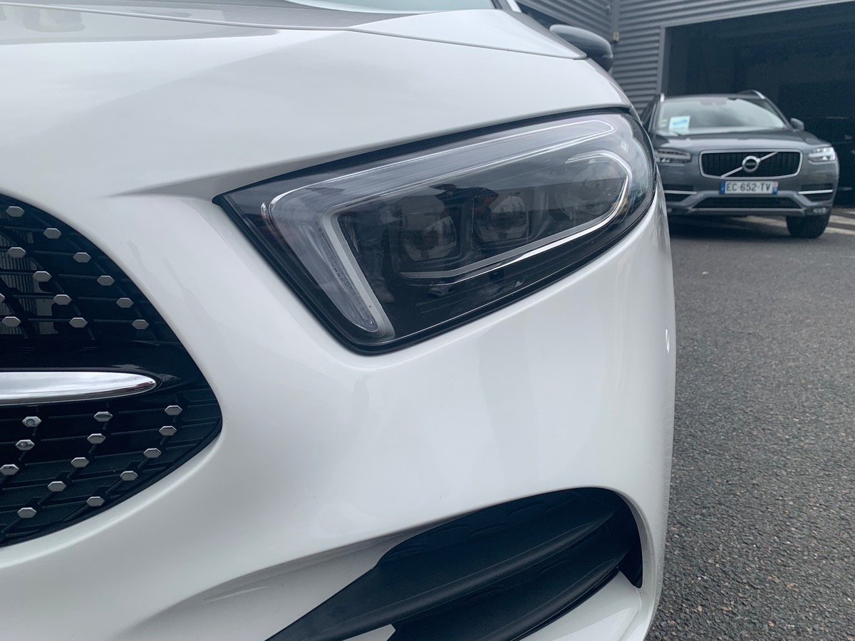 Mercedes-Benz Classe A 225 ch | AMG LINE | Toit ouvrant panoramique | Eclairage d'Ambiance | 4 MATIC