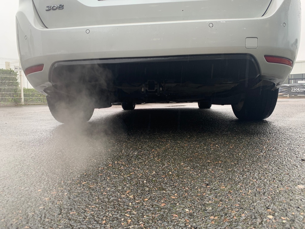 Peugeot 308 SW 130 ch | Allure | Régulateur vitesse | Mirror Screen | Attelage | Radars stationnement