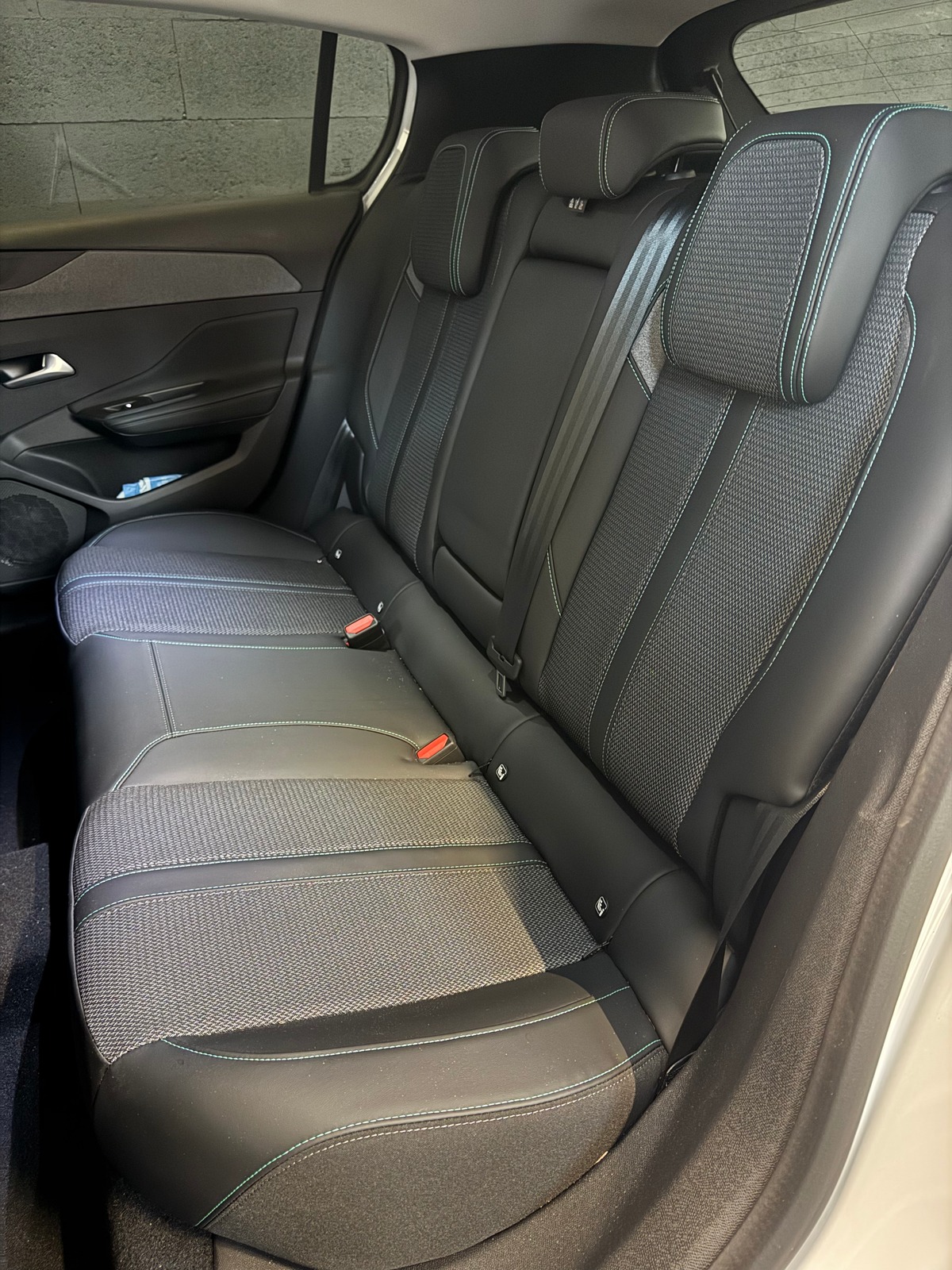 Peugeot 308 1.5 BLUE HDI 130 ALLURE PACK GARANTIE 06/2027