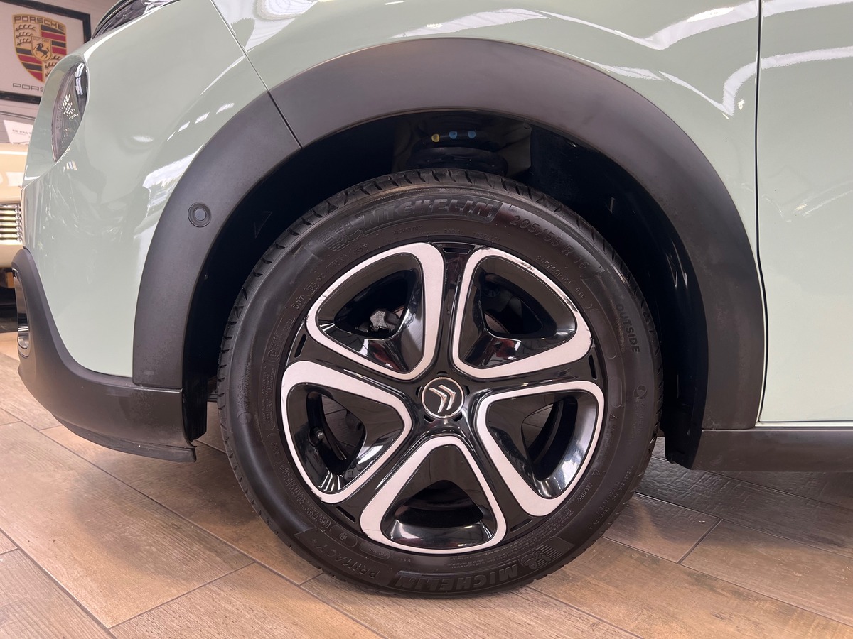 Citroën C3 III 1.2 110 ch S&S SHINE EAT6 GPS/CARPLAY/CAMERA/REGULATEUR