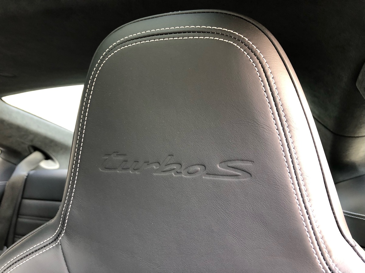 Porsche 911 TURBO S COUPE / TVA / 13464 KMS