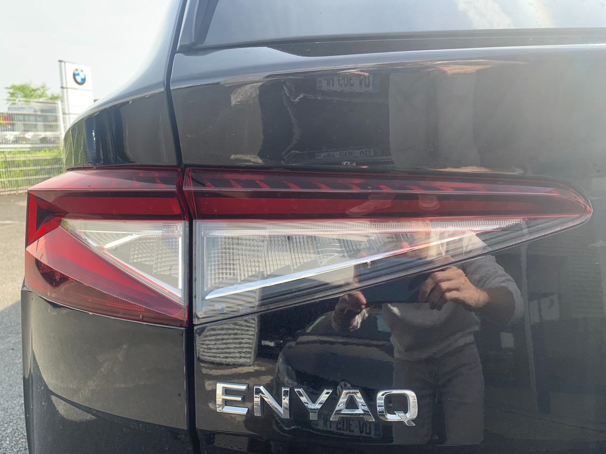Skoda Enyaq 180 chevaux | iV60 | Apple car Play | Régulateur vitesse adaptatif | Siéges chauffants