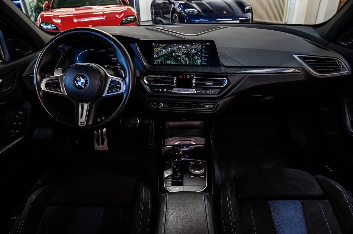Bmw Série 1 M135iA xDrive 306ch M Performance Harman-Kardon Cuir