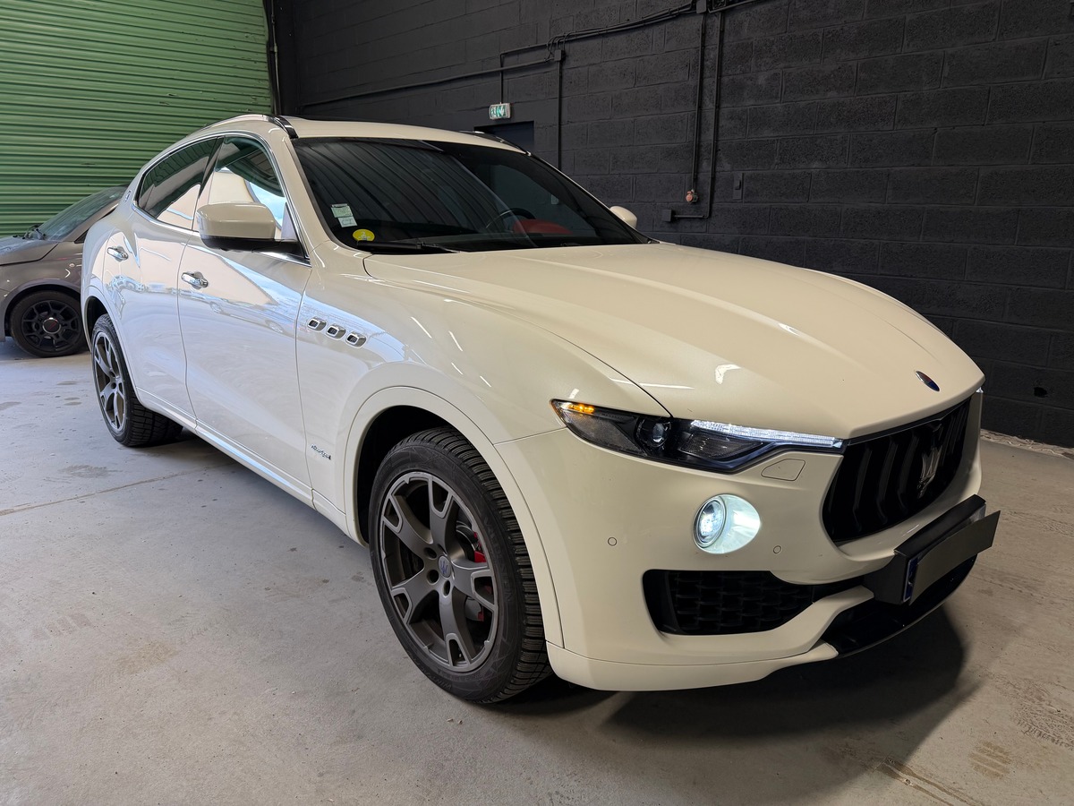 Maserati Levante 3.0 v6 GranSport Q4 Toit Panoramique Ouvrant / Carplay Android / Harman kardon
