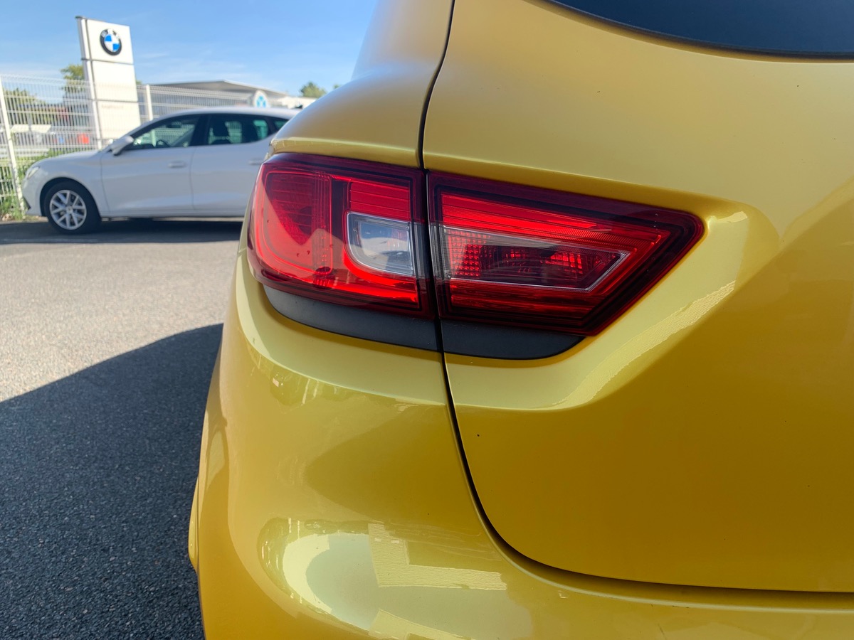 RENAULT Clio IV 200 ch | RS | Jaune Sirius | Révision complète en 03/2025 | Palettes au volant