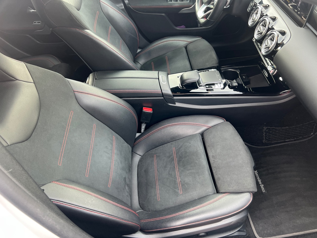 Mercedes-Benz Classe A 200d AMG LINE 150cv, SUIVI COMPLET, TOIT OUVRANT, CARPLAY, LED, MULTIBEAM