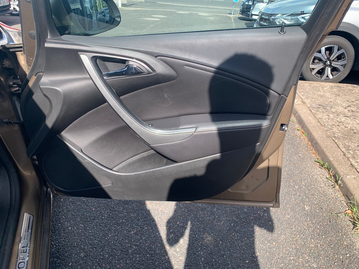 Opel OPEL ASTRA 110 chevaux | Caméra de recul | Régulateur de vitesse | GPS | Climatisation | Barres toit