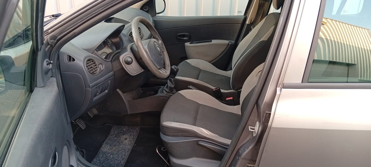 RENAULT Clio 1.5 dci Estate