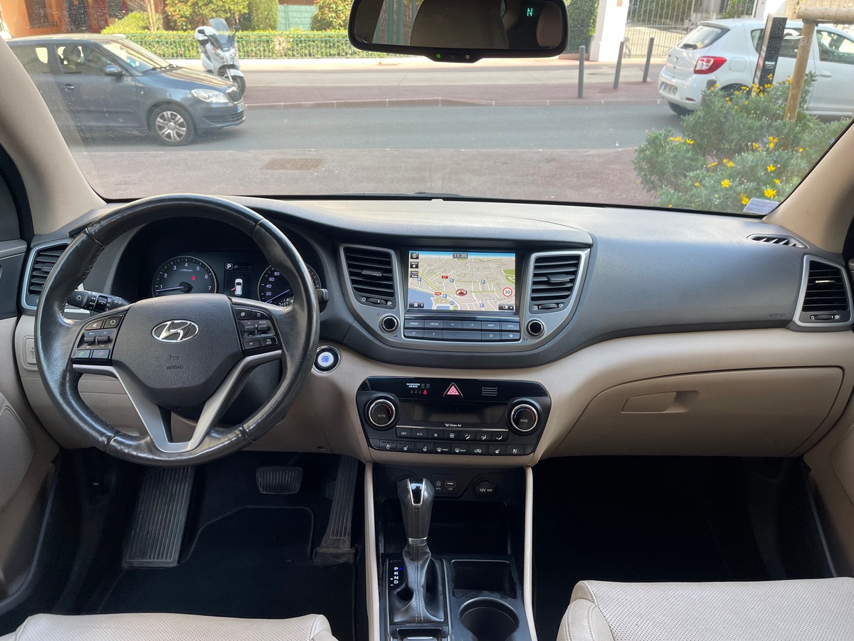 Hyundai Tucson 1.6 TGDI 177 cv / 4 Roues Motrices / Toit Ouvrant / Full Options / Entretien Hyundai