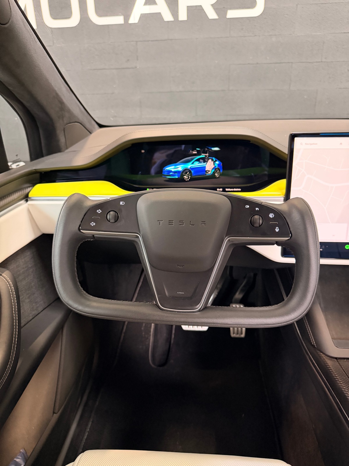 Tesla Model X PLAID 1020 CH