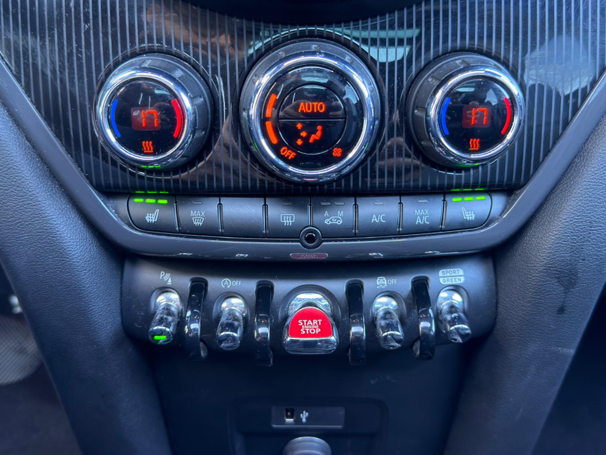 Mini Countryman SD Exquisite 190ch BVA All4 / CARPLAY / TOIT PANO / CAMERA / ACC / HARMAN KARDON