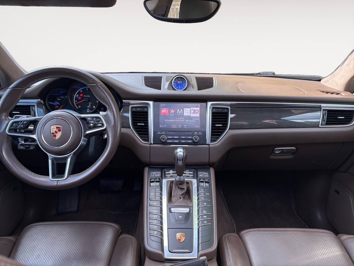 Porsche Macan Turbo 3.6 PDK 400ch / TOIT OUVRANT / PTV PLUS / PDL PLUS