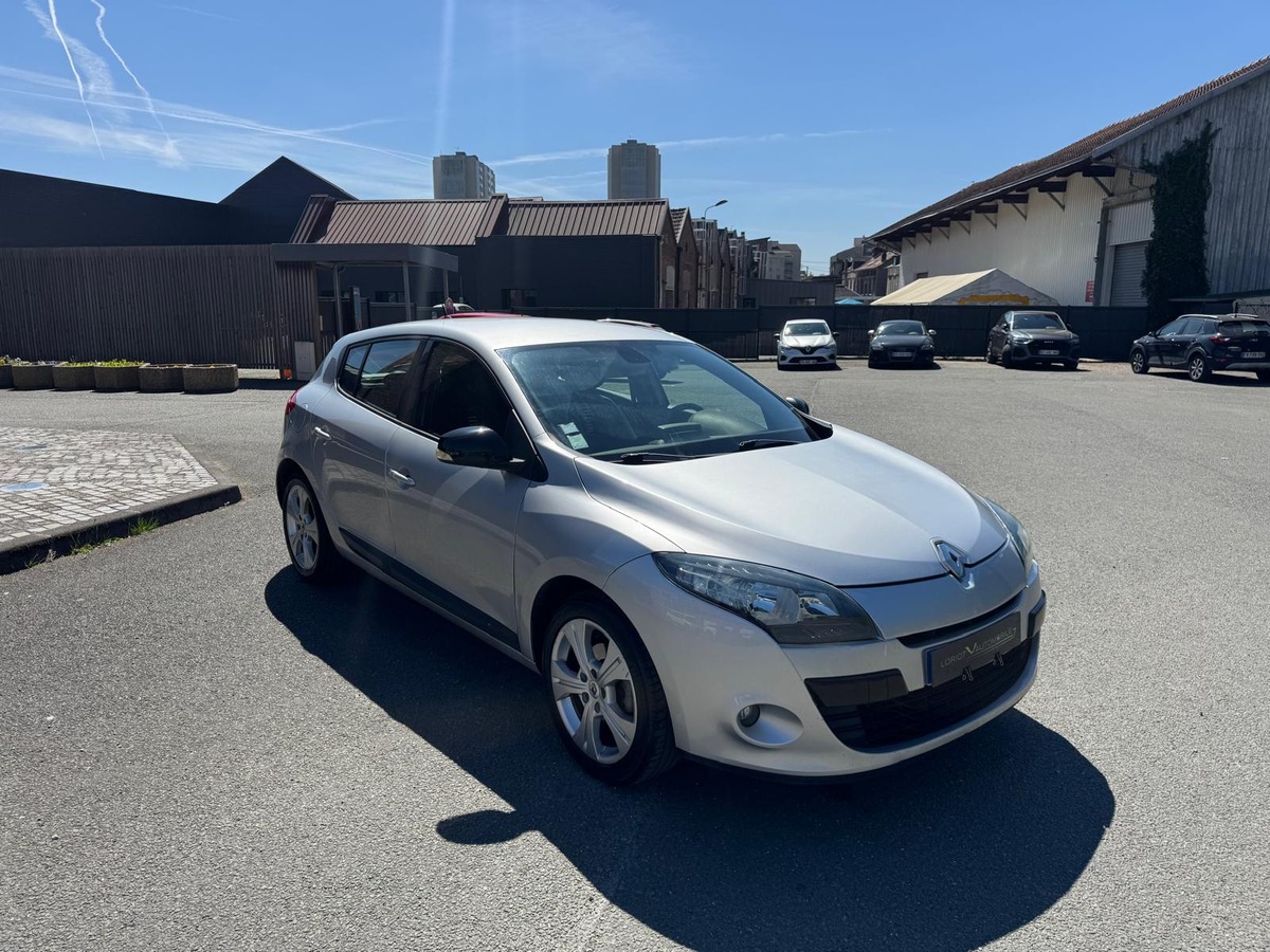RENAULT Megane III 1.5 DCI 110CH EXPRESSION