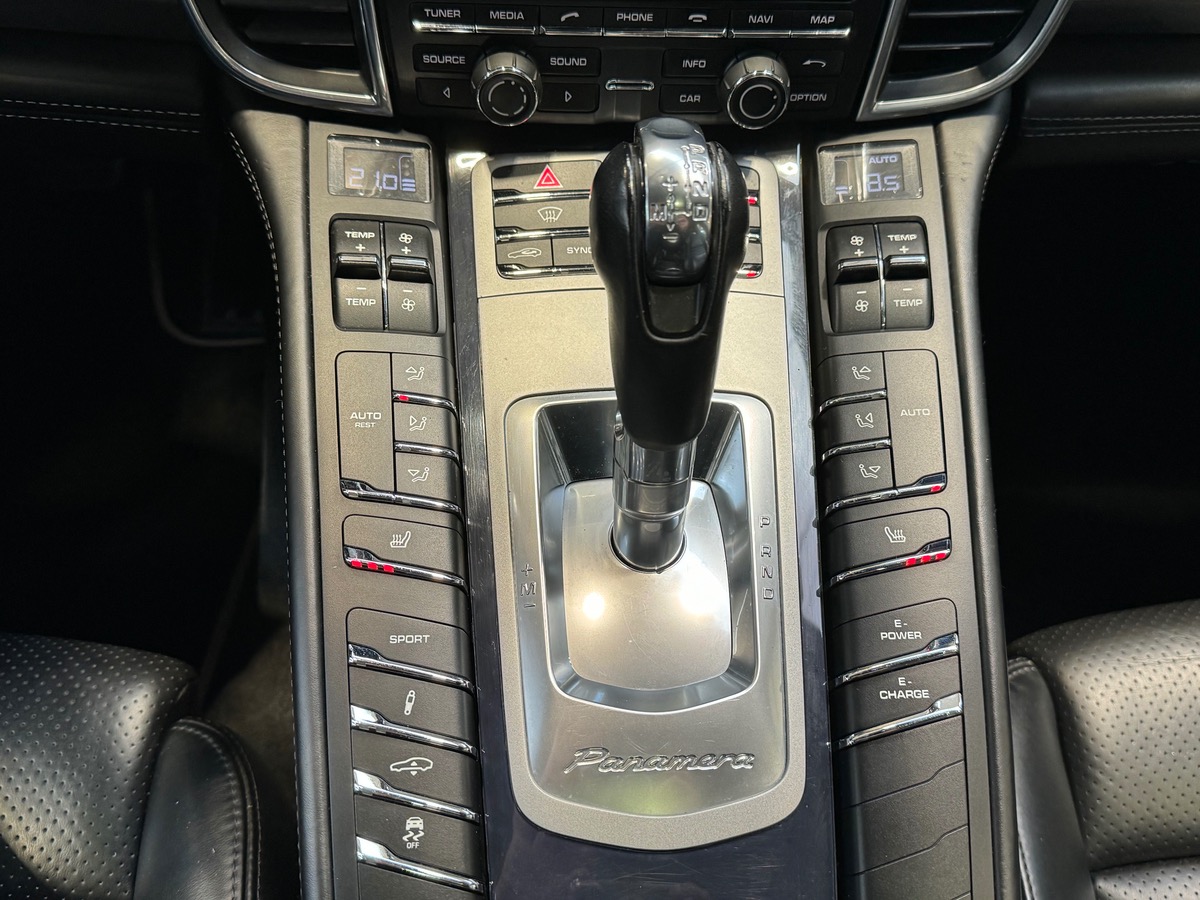 Porsche Panamera S E-HYBRID PH2 3.0 V6 416CV OPTIONS + lQ