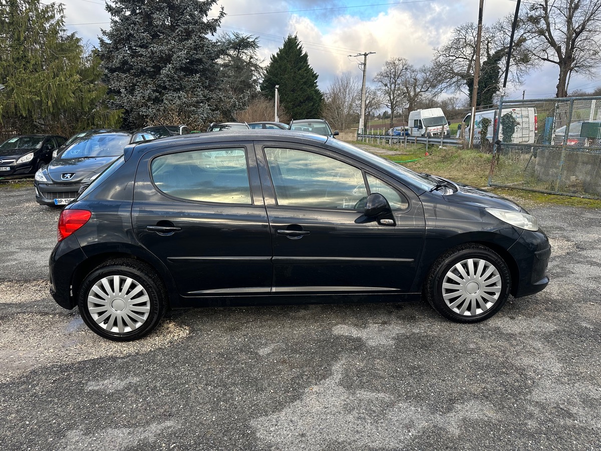 Peugeot 207 1.6 hdi 90cv 219155km