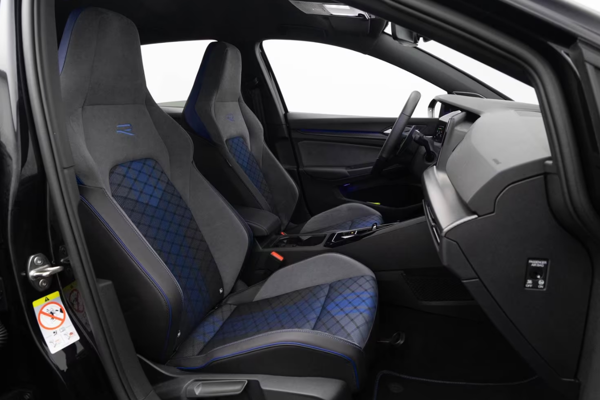 Volkswagen Golf VIII 2.0 TSI 333ch R 20 ans 4Motion DSG7/Affichage tête haute/Akrapovic/H&K