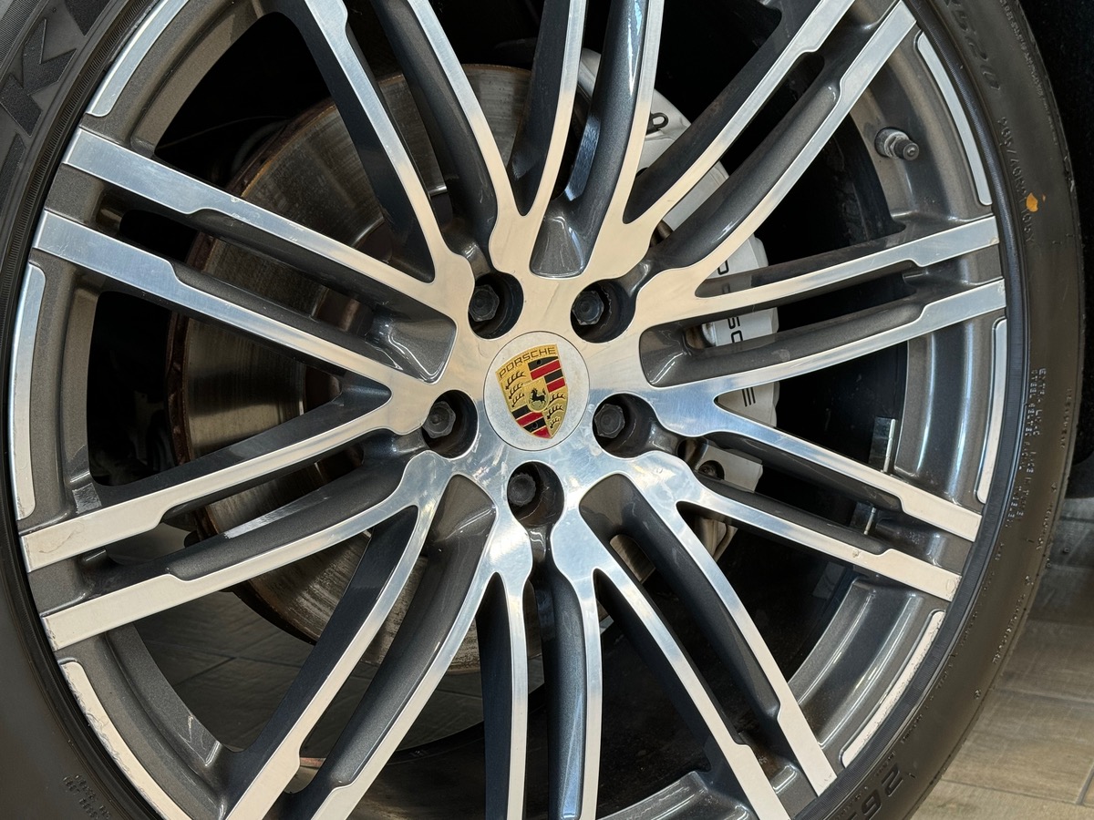 Porsche Macan S DIESEL 3.0 V6 258CV TOIT OUVRANT PANORAMIQUE / JANTES TURBO DESIGN