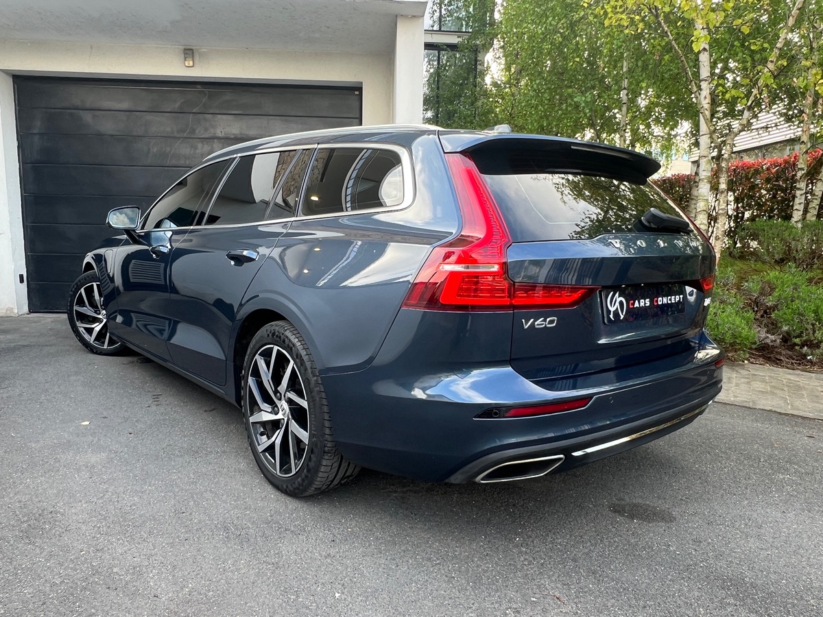 Volvo V60 II Inscription T8 2.0 Ti 16V 392 Plug in Hybrid AWD Geartronic8 303 cv