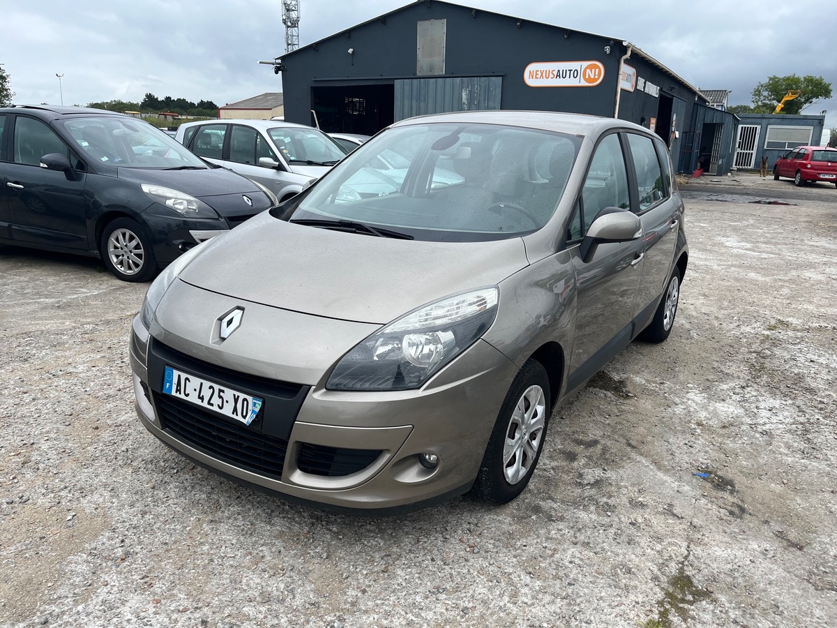 RENAULT Scenic 1.5 dci 105ch 214392km