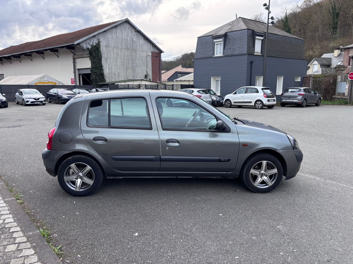 RENAULT Clio II 1.2 75 5 portes Authentique - Distribution neuve - Garantie
