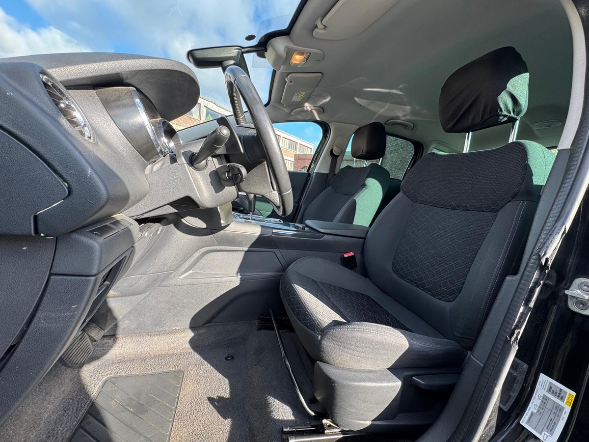 Peugeot 3008 phase 2 1.6 e-hdi 115cv Boite automatique Business Pack - garantie