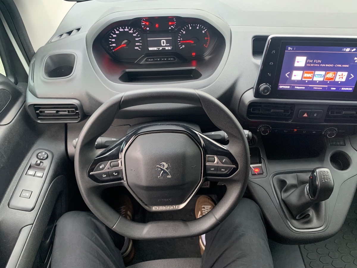 Peugeot Partner 102 ch | TVA Récupérable | GPS | Caméra de recul | Régulateur de vitesse