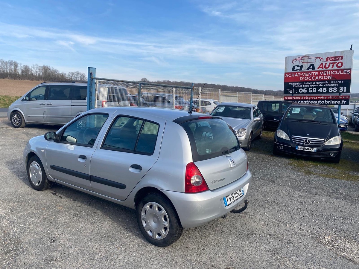 RENAULT Clio 1.5 dci 65cv campus de 12/2008 152175km