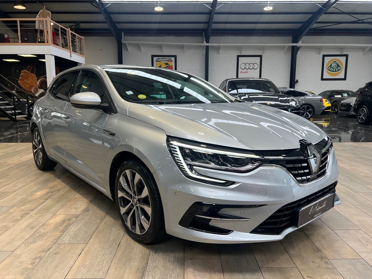 RENAULT Megane IV 1.5 BLUE DCI 115 INTENS /BOSE/HUD/