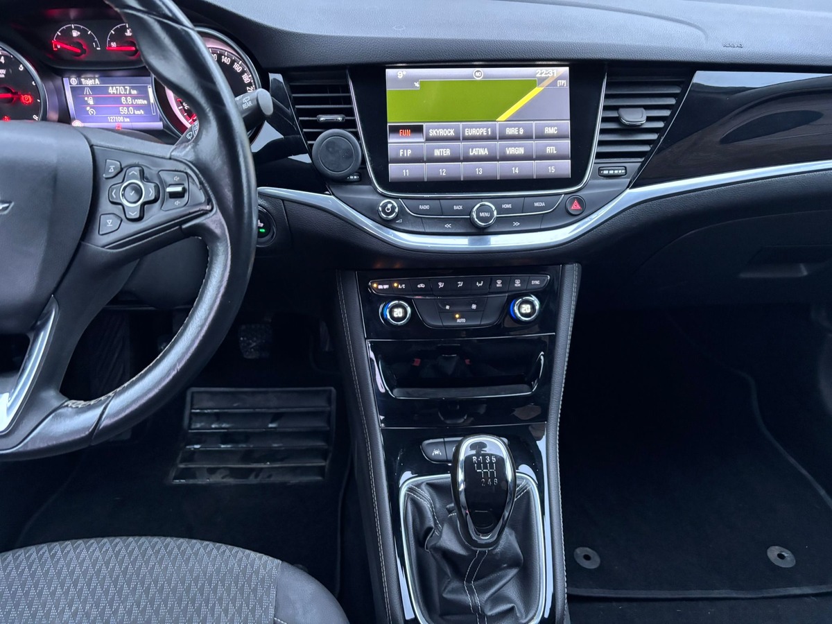 Opel Astra 1.4 SIDI 125 Turbo Carplay Innovation - Révisé - Garantie