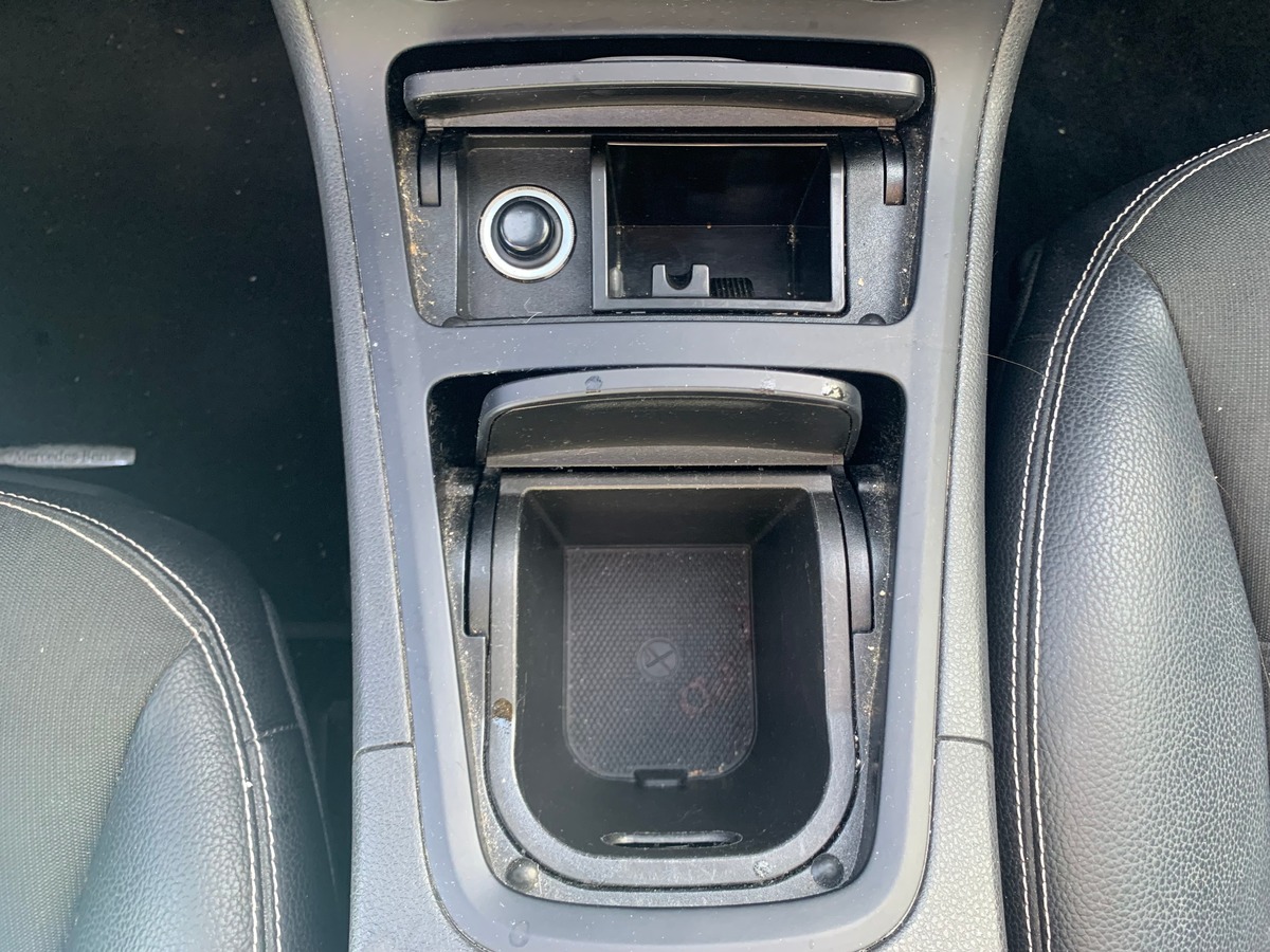 Mercedes-Benz Classe B 136 | Sport | Toit panoramique | Caméra recul | Régulateur | GPS | Attelage