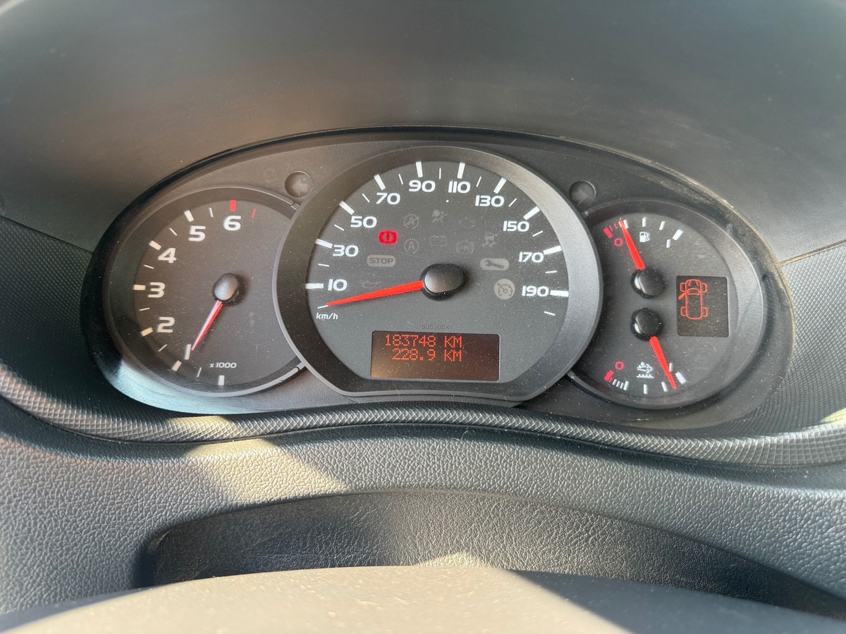 RENAULT Master L2H2 2.3 DCI 145CH GRAND CONFORT + ATTELAGE / PRIX TTC