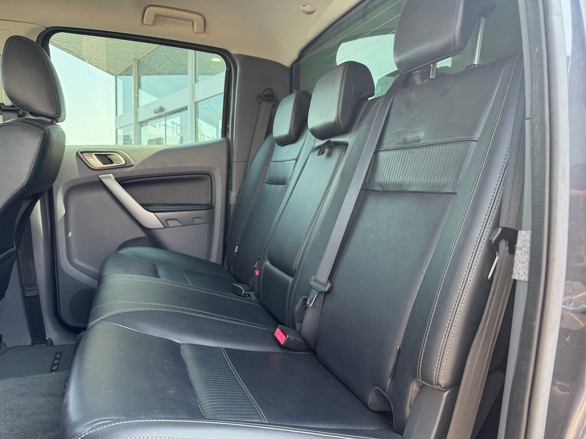 Ford Ranger 200 chevaux | Limited | Double Cabine | 5 places | GPS | Régulateur vitesse | Hard Top