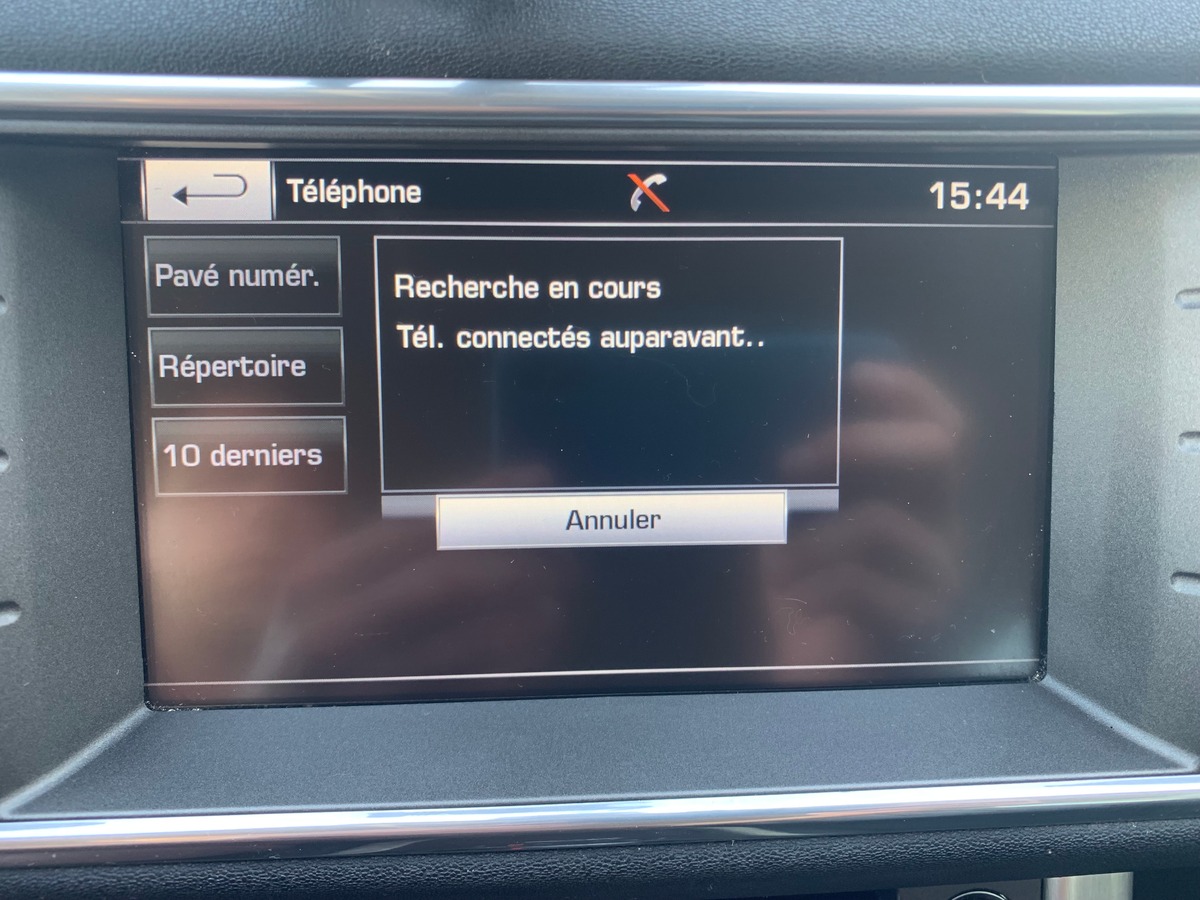 Land-Rover Range Rover Evoque 150 chevaux | Caméra de recul | Cuir | Attelage | Audio MERIDIAN