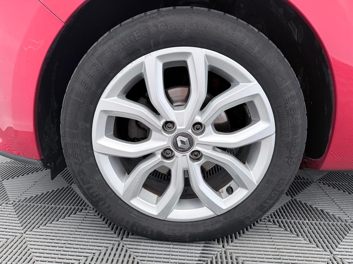 RENAULT Clio 0.9 Tce 90 intens  Première main