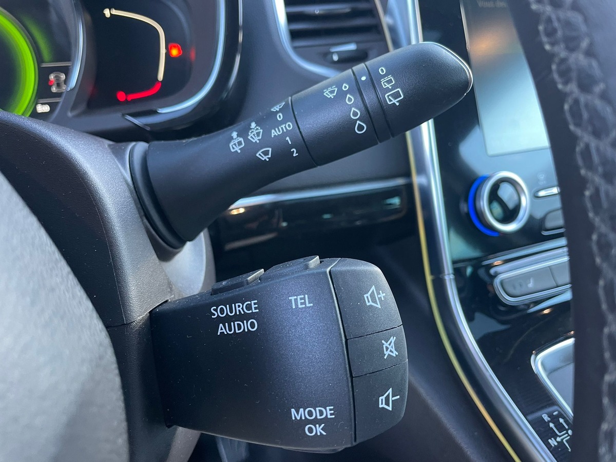 RENAULT Espace Espace V Intens 1.6 Blue DCI 160