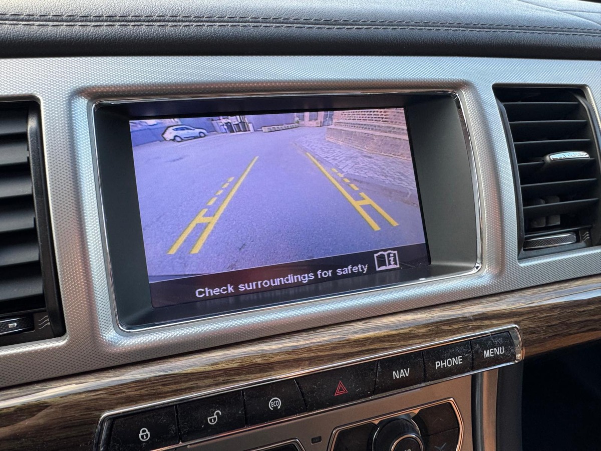 Jaguar XF 2.2D 200CV SPORTBRAKE LUXE - Garantie