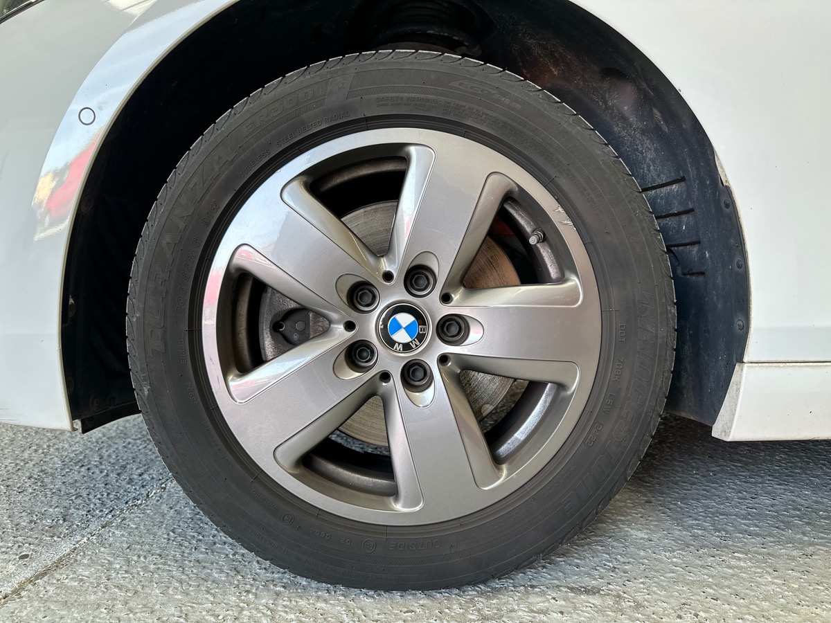 Bmw Série 1 (F40) 116D LOUNGE entretien complet BMW