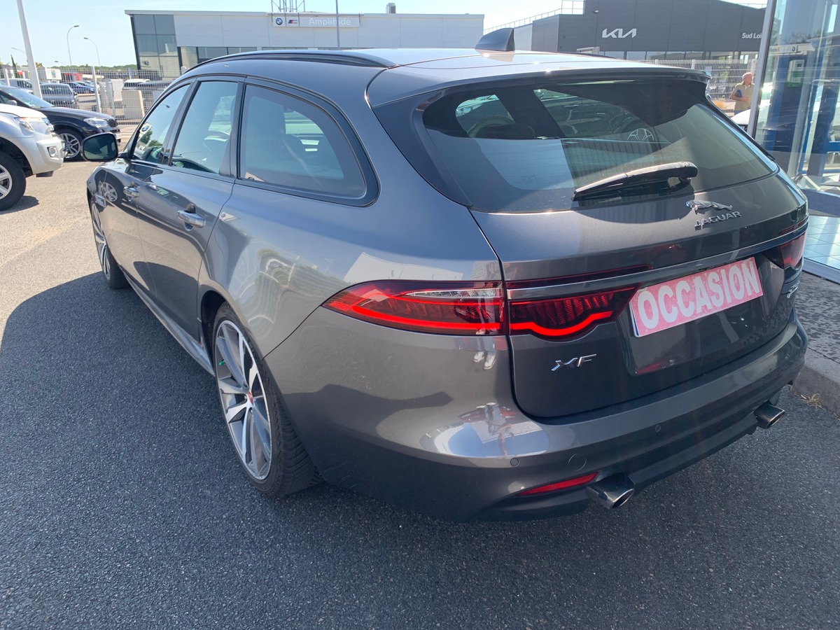 Jaguar XF Sportbrake 240 ch | R Sport | AWD | Toit panoramique | Caméra de recul | Apple car play