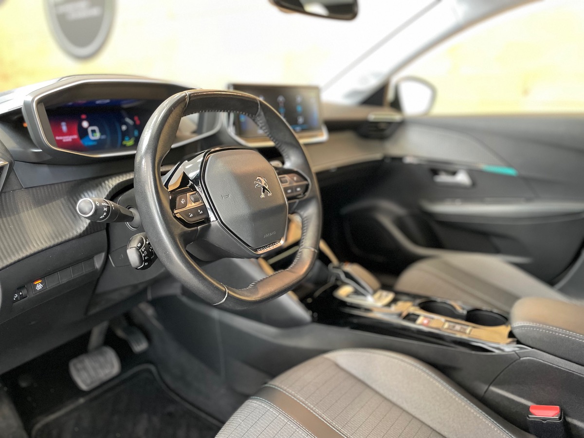 Peugeot 208 II e-208 136ch Allure Pack