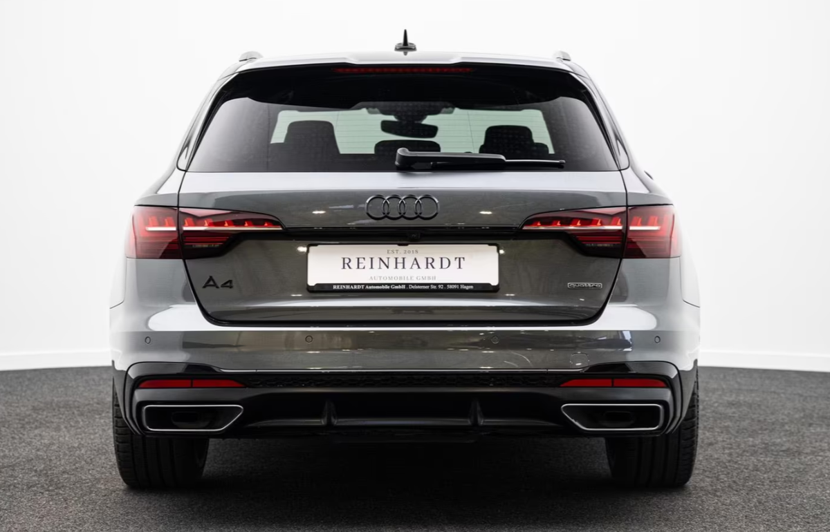 Audi A4 Avant V 45 TFSI 265ch S line quattro S tronic 7 Bang&Olufsen Pack compétition Caméra 360