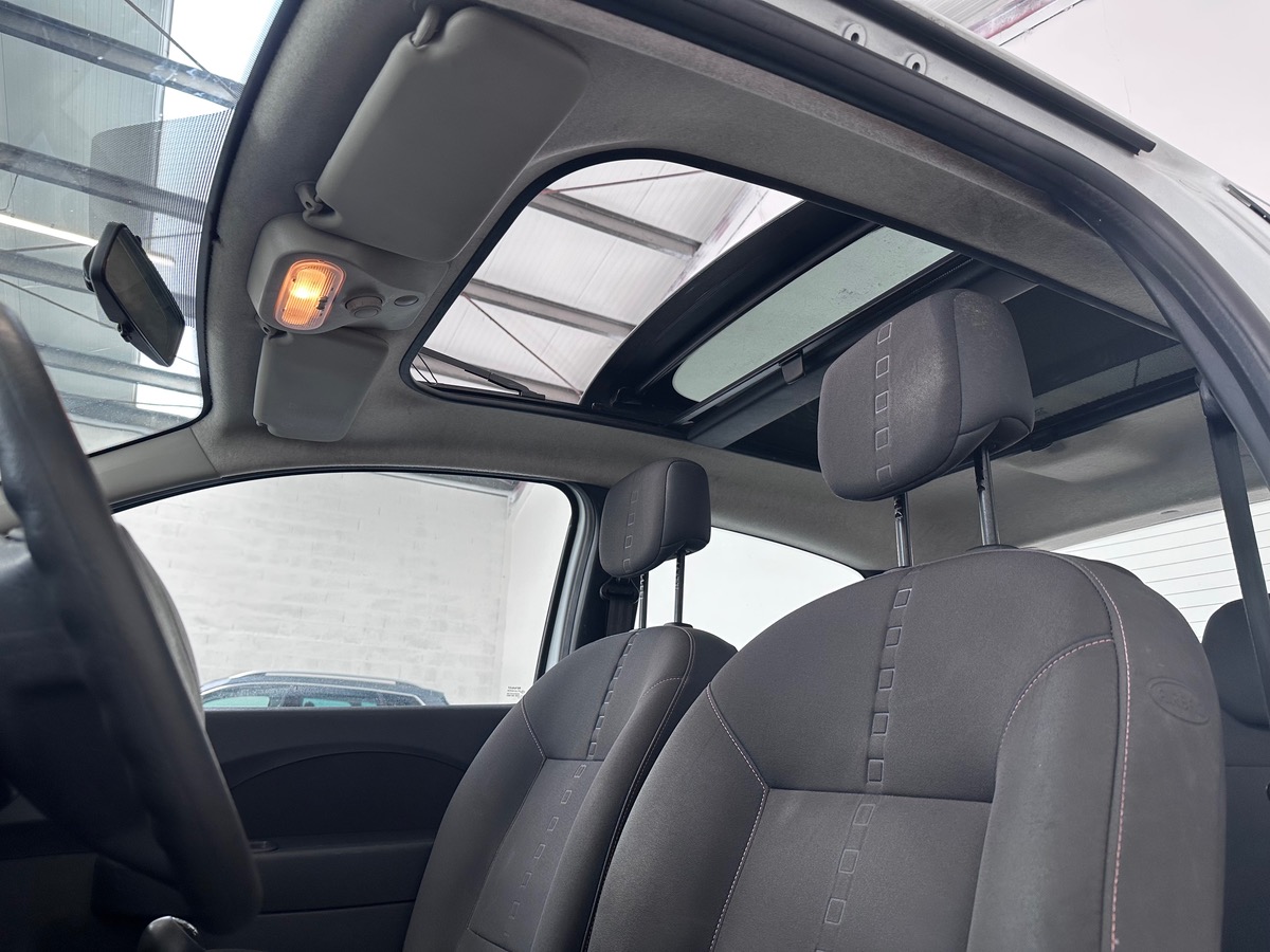 RENAULT Twingo II 1.2 16V 75 DYNAMIQUE / Toit ouvrant / garantie 12 mois