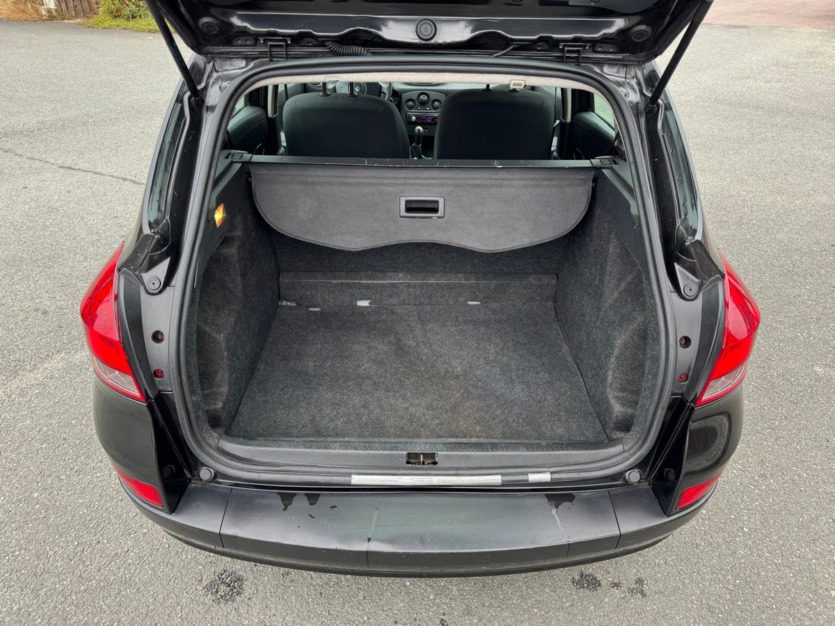 RENAULT Clio III Estate 1.5 DCI 68ch Authentique - garantie