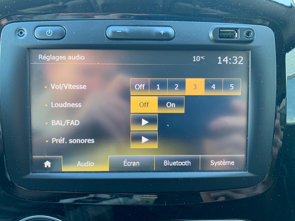 RENAULT Captur 120 ch | Intens | Régulateur vitesse | Radar stationnement arriére | GPS | Bluetooth