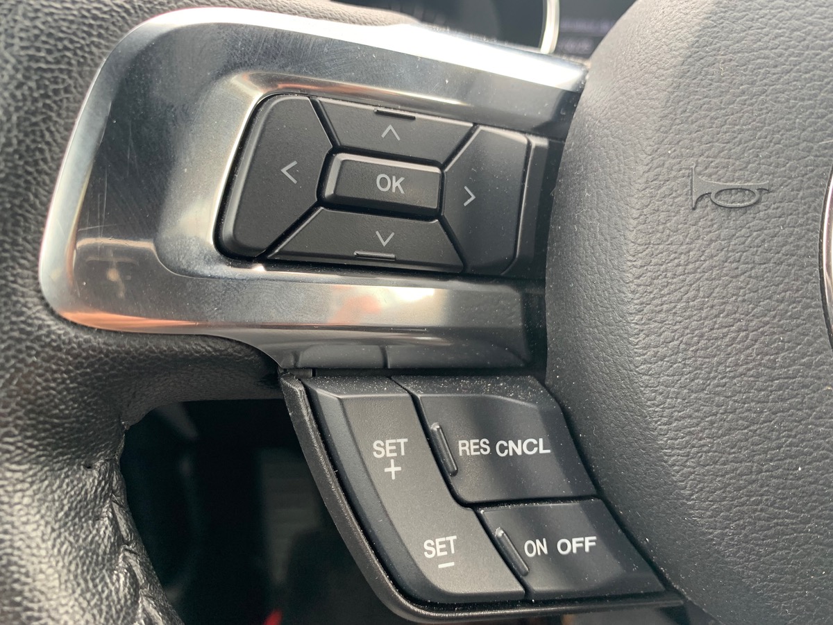 Ford Mustang FASTBACK V8 GT | Sellerie cuir | Sièges chauffants et climatisés | Housse de Protection