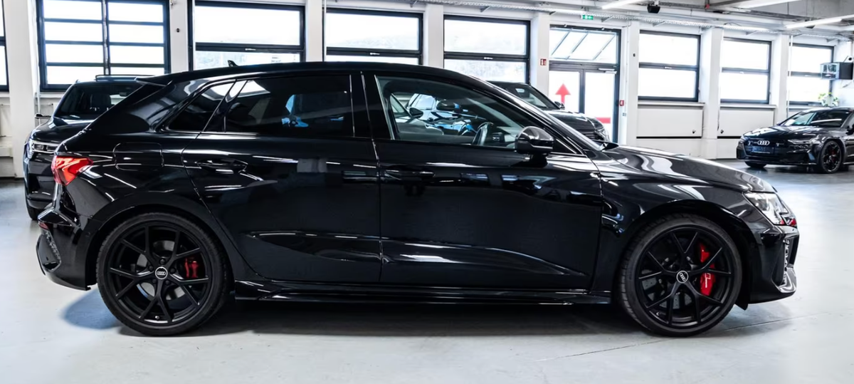 Audi RS3 Sportback IV 2.5 TFSI 400ch quattro S tronic 7 Bang&Olufsen Toit ouvrant Freins céramique