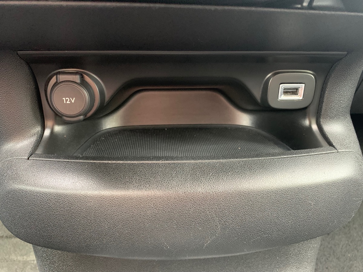 Citroën C4 Cactus 82 ch | Vti | Jantes alliage 16" SQUARE grises | Pack NAVIGATION | Radar de recul